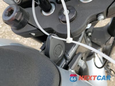 Zdjęcie 8 z 10 samochodu: 2020 HARLEY-DAVIDSON FXLRS VIN:1HD1YWK19LB021040 - miniatura