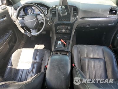 Zdjęcie 8 z 15 samochodu: 2019 CHRYSLER 300 S VIN:2C3CCABG6KH655982 - miniatura