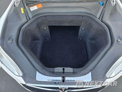 Zdjęcie 7 z 10 samochodu: 2012 TESLA MODEL S VIN:5YJSA1CN1CFP02658 - miniatura