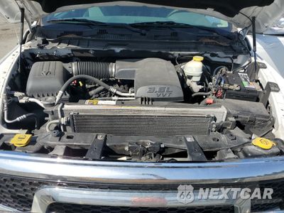 Zdjęcie 11 z 15 samochodu: 2017 RAM 1500 SLT VIN:1C6RR6GG0HS768930 - miniatura