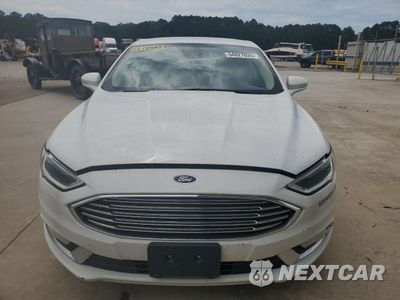 Piąte zdjęcie samochodu w środku: 2017 FORD FUSION SE HYBRID VIN:3FA6P0LU8HR409529 - miniatura