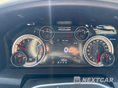 Zdjęcie 8 z 10 samochodu: 2014 RAM 5500 VIN:3C7WRMDL1EG127860 - miniatura