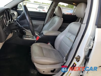 Zdjęcie 7 z 13 samochodu: 2005 DODGE MAGNUM R/T VIN:2D8GV58265H656291 - miniatura
