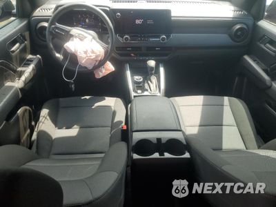 Zdjęcie 8 z 13 samochodu: 2023 CHEVROLET COLORADO TRAIL BOSS VIN:1GCPTEEK1P1209278 - miniatura