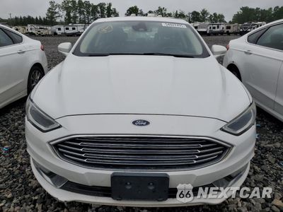 Piąte zdjęcie samochodu w środku: 2017 FORD FUSION SE HYBRID VIN:3FA6P0LU8HR409272 - miniatura