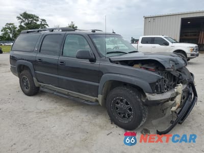Czwarte zdjęcie samochodu z boku: 2005 CHEVROLET SUBURBAN K1500 VIN:3GNFK16Z25G251161 - miniatura