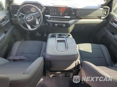 Zdjęcie 8 z 13 samochodu: 2023 GMC SIERRA K1500 SLE VIN:3GTUUBED2PG316261 - miniatura