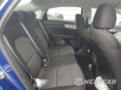 Zdjęcie 10 z 13 samochodu: 2023 KIA FORTE LX VIN:3KPF24AD3PE677364 - miniatura