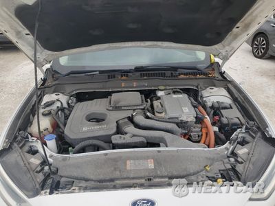 Zdjęcie 11 z 12 samochodu: 2018 FORD FUSION SE HYBRID VIN:3FA6P0LUXJR178459 - miniatura