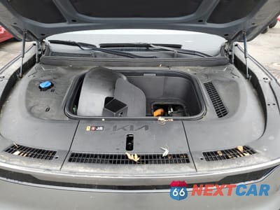 Zdjęcie 12 z 13 samochodu: 2024 KIA EV9 GT LINE VIN:KNDAEFS53R6039211 - miniatura