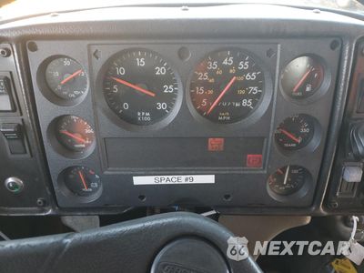 Zdjęcie 8 z 10 samochodu: 1999 FREIGHTLINER CHASSIS FS65 VIN:4UZ6CFAA4XCF09530 - miniatura