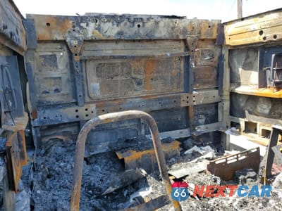 Zdjęcie 6 z 10 samochodu: 2016 VOLVO VN VNL VIN:4V4NC9EH4GN953019 - miniatura