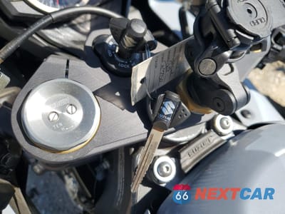 Zdjęcie 8 z 10 samochodu: 2023 SUZUKI GSX-R750 VIN:JS1GR7MA6P7100941 - miniatura