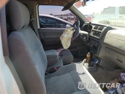 Zdjęcie 10 z 12 samochodu: 2000 NISSAN FRONTIER KING CAB XE VIN:1N6DD26S7YC366779 - miniatura