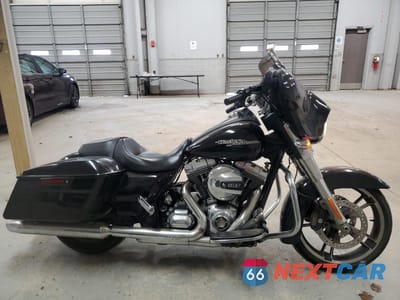 2014 HARLEY-DAVIDSON FLHX STREET GLIDE 1HD1KBM36EB709895 - główne zdjęcie licytacji z USA - miniatura