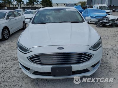 Piąte zdjęcie samochodu w środku: 2018 FORD FUSION SE HYBRID VIN:3FA6P0LU9JR163516 - miniatura