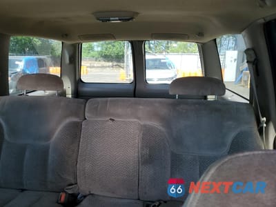 Zdjęcie 10 z 15 samochodu: 1997 CHEVROLET TAHOE K1500 VIN:1GNEK13R6VJ340522 - miniatura