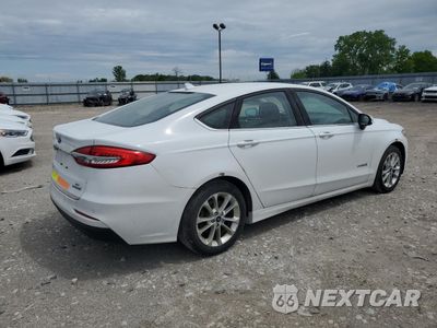 Trzecie zdjęcie samochodu z tyłu: 2019 FORD FUSION SE VIN:3FA6P0LU6KR124836 - miniatura
