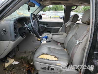 Zdjęcie 7 z 13 samochodu: 2005 GMC YUKON XL K1500 VIN:3GKFK16Z45G292856 - miniatura