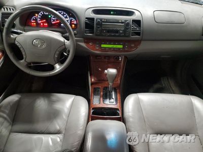 Zdjęcie 15 z 24 samochodu: 2005 TOYOTA CAMRY XLE VIN:4T1BE30K85U524182 - miniatura