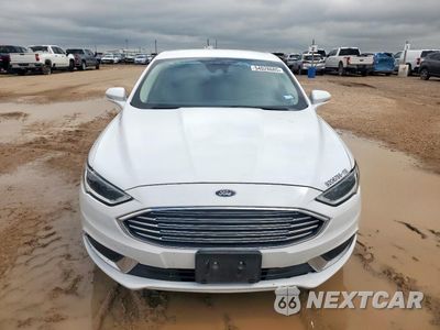 Piąte zdjęcie samochodu w środku: 2018 FORD FUSION SE HYBRID VIN:3FA6P0LU6JR261600 - miniatura