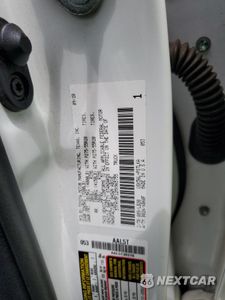 Zdjęcie 12 z 13 samochodu: 2021 TOYOTA TUNDRA CREWMAX LIMITED VIN:5TFHY5F12MX965755 - miniatura