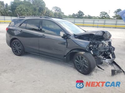 Czwarte zdjęcie samochodu z boku: 2023 CHEVROLET EQUINOX RS VIN:3GNAXMEGXPS145229 - miniatura