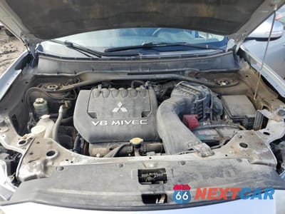 Zdjęcie 12 z 13 samochodu: 2010 MITSUBISHI OUTLANDER XLS VIN:JA4JT3AX0AZ603837 - miniatura