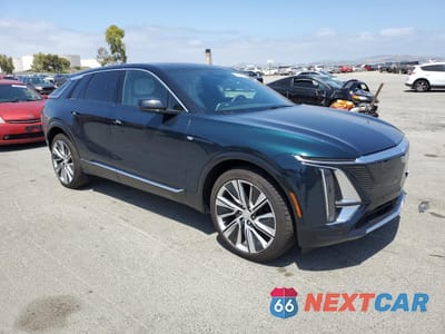 Czwarte zdjęcie samochodu z boku: 2024 CADILLAC LYRIQ LUXURY VIN:1GYKPSRL8RZ139874 - miniatura