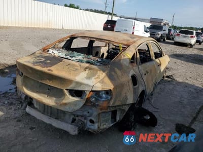 Trzecie zdjęcie samochodu z tyłu: 2020 CHEVROLET MALIBU LT VIN:1G1ZD5ST3LF076337 - miniatura