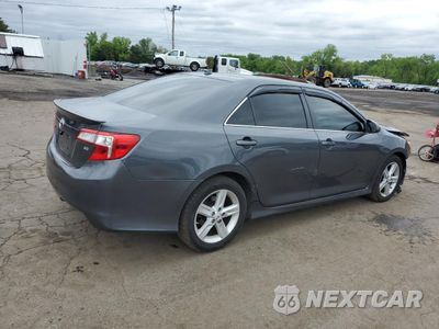 Trzecie zdjęcie samochodu z tyłu: 2012 TOYOTA CAMRY BASE VIN:4T1BF1FK7CU012449 - miniatura