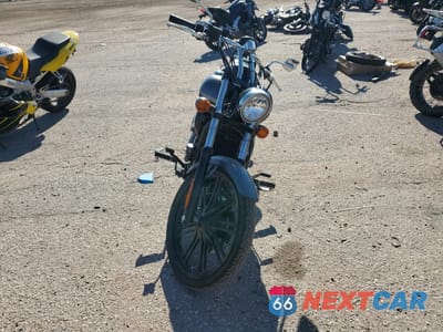 Drugie zdjęcie samochodu z przodu: 2013 KAWASAKI VN900 C VIN:JKAVN2C10DA055517 - miniatura