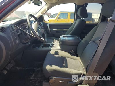 Zdjęcie 7 z 14 samochodu: 2011 CHEVROLET SILVERADO K1500 LT VIN:1GCRKSE34BZ437997 - miniatura