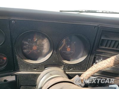 Zdjęcie 9 z 13 samochodu: 1984 CHEVROLET C10 VIN:1GCCC14DXEF352529 - miniatura