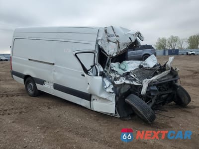 Czwarte zdjęcie samochodu z boku: 2019 FREIGHTLINER SPRINTER 2500/3500 VIN:WDYPF1CD0KT002631 - miniatura