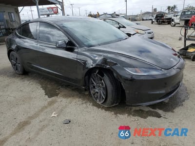 Czwarte zdjęcie samochodu z boku: 2024 TESLA MODEL 3 VIN:5YJ3E1EA0RF744718 - miniatura