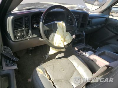 Zdjęcie 8 z 14 samochodu: 2003 CHEVROLET TAHOE K1500 VIN:1GNEK13TX3J151882 - miniatura