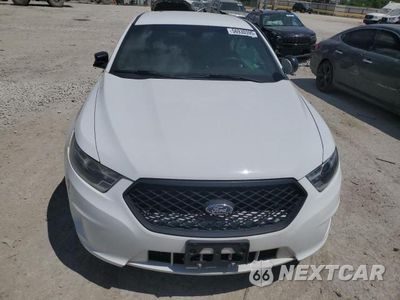 Piąte zdjęcie samochodu w środku: 2017 FORD TAURUS POLICE INTERCEPTOR VIN:1FAHP2L82HG100122 - miniatura