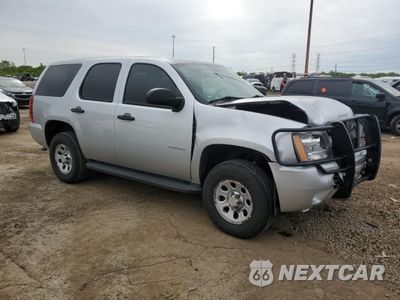 Czwarte zdjęcie samochodu z boku: 2013 CHEVROLET TAHOE K1500 VIN:1GNSK4E0XDR160155 - miniatura
