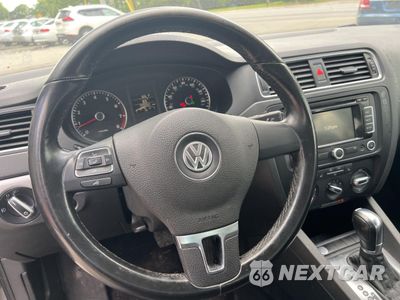 Zdjęcie 9 z 10 samochodu: 2012 VOLKSWAGEN JETTA SEL VIN:3VWLP7AJ8CM313661 - miniatura