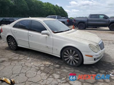 Czwarte zdjęcie samochodu z boku: 2009 MERCEDES-BENZ E 350 4MATIC VIN:WDBUF87X39B369338 - miniatura