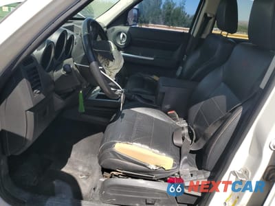 Zdjęcie 7 z 16 samochodu: 2007 DODGE NITRO R/T VIN:1D8GT58637W723443 - miniatura