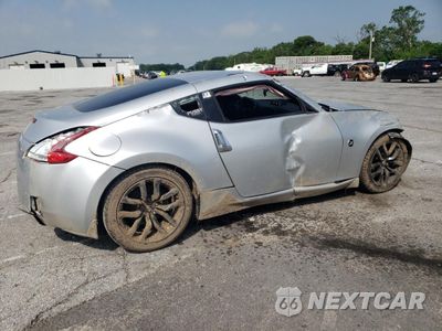 Trzecie zdjęcie samochodu z tyłu: 2017 NISSAN 370Z BASE VIN:JN1AZ4EH2HM955292 - miniatura