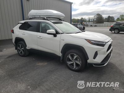 Czwarte zdjęcie samochodu z boku: 2024 TOYOTA RAV4 PRIME SE VIN:JTMAB3FV9RD217572 - miniatura