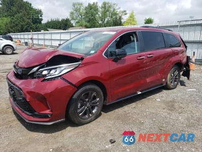 2024 TOYOTA SIENNA XSE 5TDDSKFC9RS146898 - główne zdjęcie licytacji z USA - miniatura