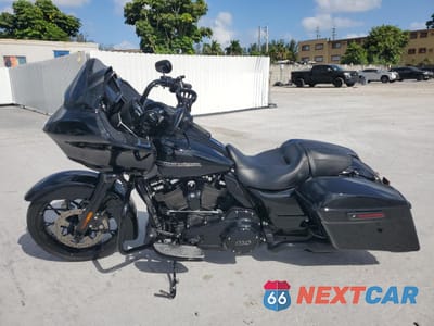 Trzecie zdjęcie samochodu z tyłu: 2020 HARLEY-DAVIDSON FLTRXS VIN:1HD1KTP14LB676456 - miniatura