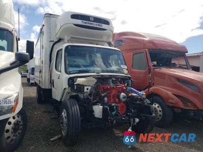2023 FREIGHTLINER M2 106 MEDIUM DUTY 3ALACWFC8PDUD8959 - główne zdjęcie licytacji z USA - miniatura