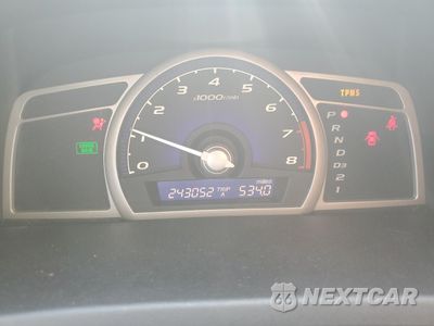 Zdjęcie 9 z 14 samochodu: 2010 HONDA CIVIC EXL VIN:19XFA1F97AE021276 - miniatura