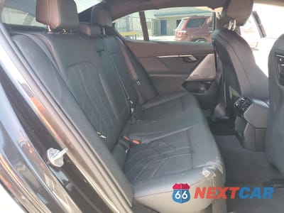 Zdjęcie 10 z 14 samochodu: 2024 BMW 530 I VIN:WBA43FJ08RCP97052 - miniatura