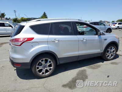 Trzecie zdjęcie samochodu z tyłu: 2015 FORD ESCAPE TITANIUM VIN:1FMCU0J93FUA28676 - miniatura
